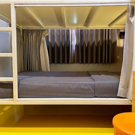 Pamahouse Boutique Hostel Бангкок Экстерьер фото